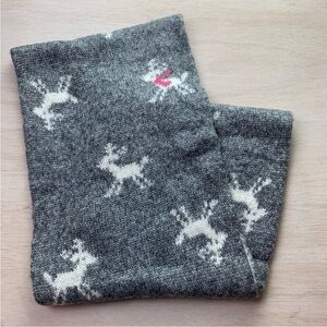 Aerie Gray Infiniti Reindeer Print Scarf